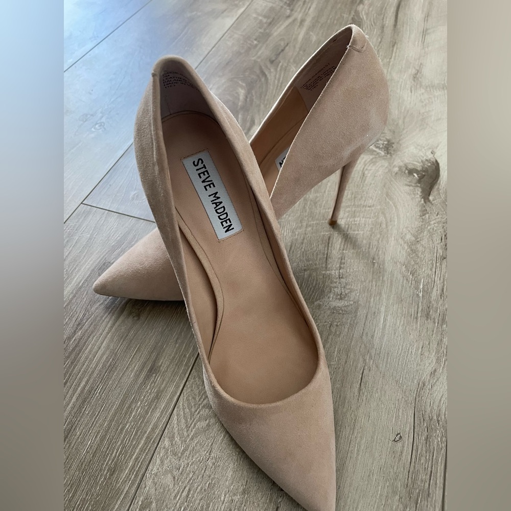 Steve Madden Daisie Pumps